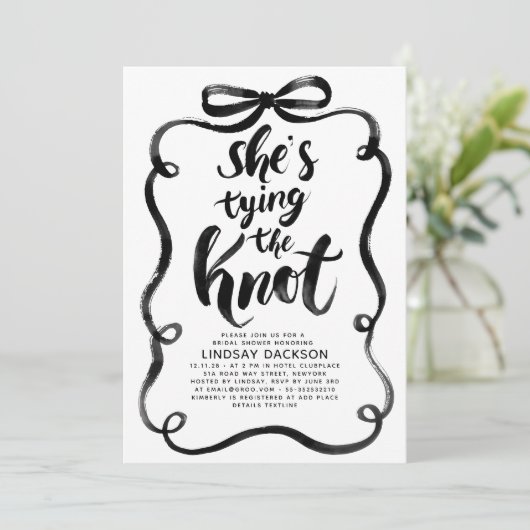 Black Bow She's Tying The Knot Bridal Shower 招待状 (スタンド正面)