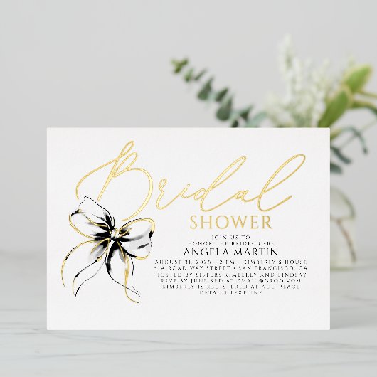 Black Bow She's Tying The Knot Bridal Shower 箔招待状 (立ち正面)