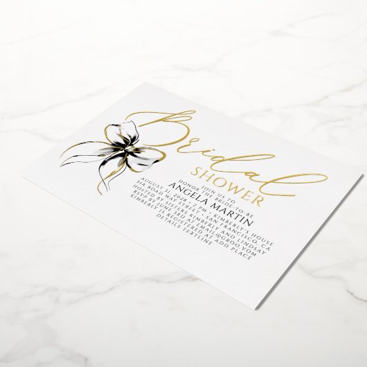 Black Bow She's Tying The Knot Bridal Shower 箔招待状 (回転した状態)