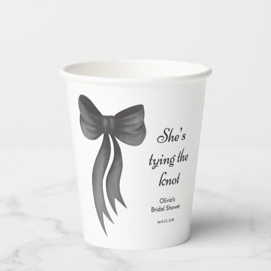 Black Bow She's Tying the Knot Bridal Shower  紙コップ (裏面)