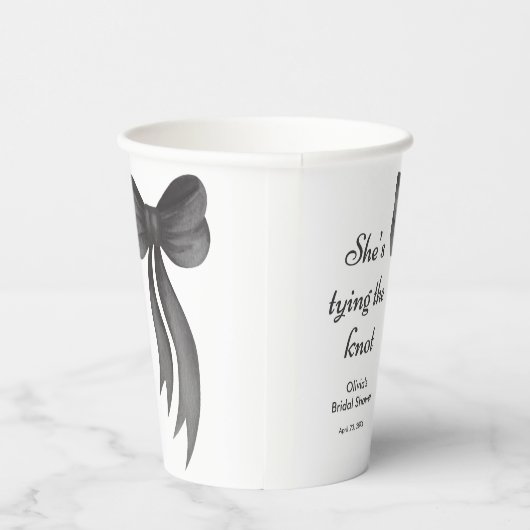 Black Bow She's Tying the Knot Bridal Shower  紙コップ (右)