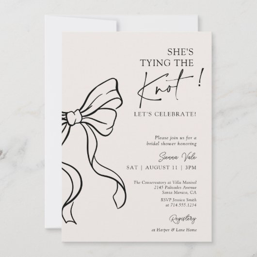 Black Bow She's Tying the Knot Cute Bridal Shower 招待状 (正面)