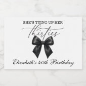 Black Bow Tying Up Her Thirties 40th Birthday スパークリングワインラベル (シングルラベル)