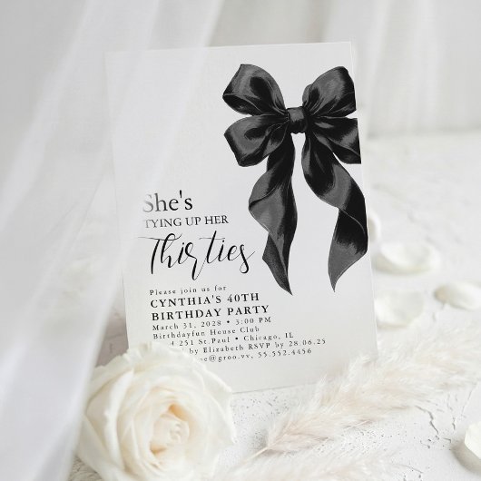 Black Bow Tying Up Her Thirties 40Th Birthday 招待状