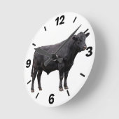Black Bull Beef Cattle Farm Ranch Rustic Decor ラウンド壁時計 (傾斜)