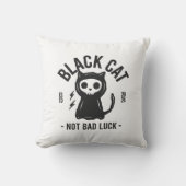 Black cat クッション (正面)