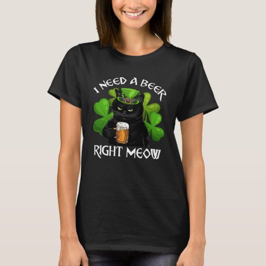 Black Cat Drinking Beer St Patricks Day For Irish  Tシャツ (正面)