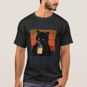 Black Cat Drinks Coffee Spelled Backwards Is Eeffo Tシャツ (正面)