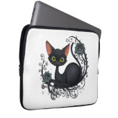 Black Cat in a Flower Cradle ラップトップスリーブ (正面右)