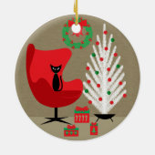 Black Cat in Mid Century Christmas Room セラミックオーナメント (裏面)