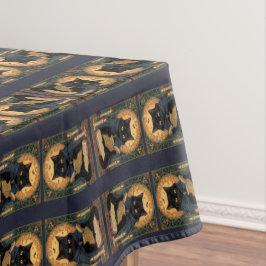 Black Cat Reading A Book Of Solstice Spells テーブルクロス