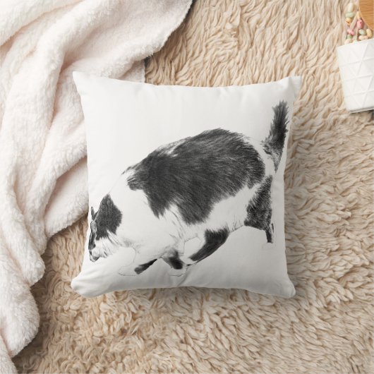 Black Cat Stride in Fall Light クッション (ブランケット)