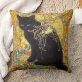 Black cat with mysterious eyes クッション