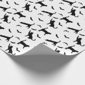 Black Cats And Bats On White Halloween Pattern ラッピングペーパー (角)
