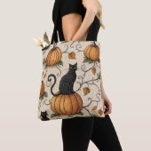 Black Cats and Pumpkins Halloween Pattern トートバッグ (クローズアップ)