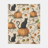 Black Cats and Pumpkins Halloween Pattern フリースブランケット (正面)