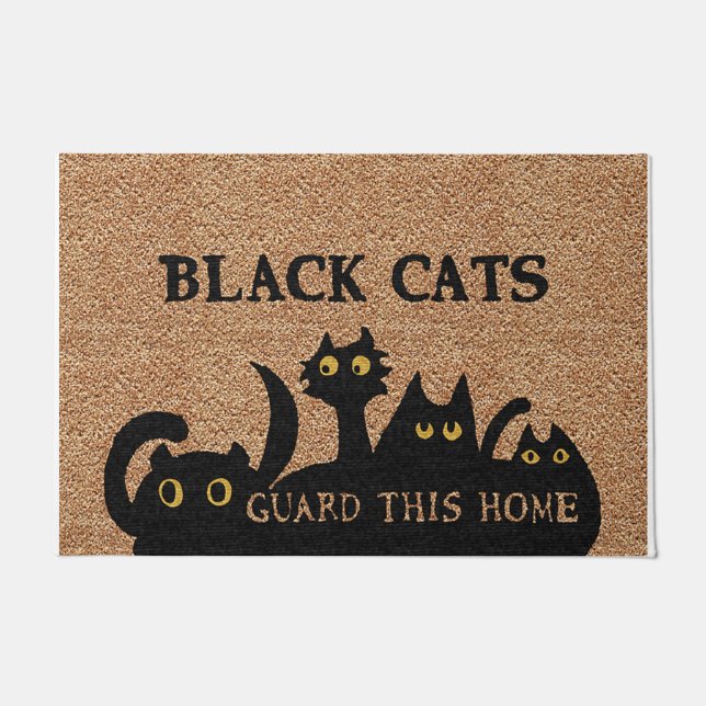 Black Cats Guard This Home ドアマット (正面)