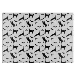 Black Cats Hunting Bats Simple Halloween Pattern カッティングボード