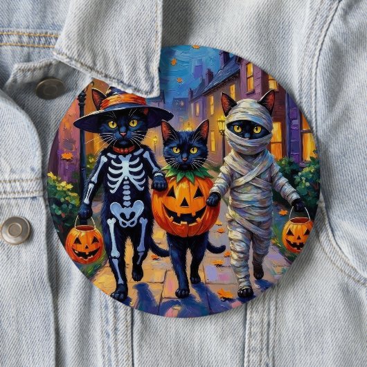 Black Cats Trick-or-Treating in Halloween Costumes 缶バッジ (インサイチュ)