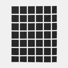 Black colored square pattern and white borders フリースブランケット