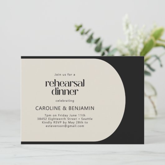 Black Cream Bold Arch Modern Rehearsal Dinner 招待状 (スタンド正面)