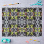 Black Currants Berries & Green Leaf Pattern 薄葉紙 (クラフト)