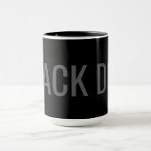 Black Dog - タイポグラフィマグ マグカップ (中央)