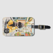 Black Doodle Riding Scooter European City Streets ラゲッジタグ (正面横)