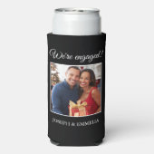 Black Engagement Party Photo Happily Ever After スリム缶クーラー (Seltzer裏面)