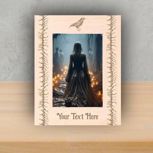 Black Etching of Black Crow Barbed Branches Gothic レーザー彫刻フレーム