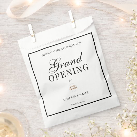 Black Frame Script Business Logo Grand Opening  フェイバーバッグ (クリップ留めされた状態)