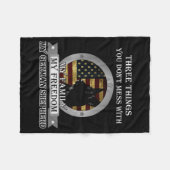Black German Shepherd American Flag Three Things Y フリースブランケット (正面(横))