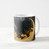 Black Gold Abstract Swirl Modern Moon コーヒーマグカップ (正面右)