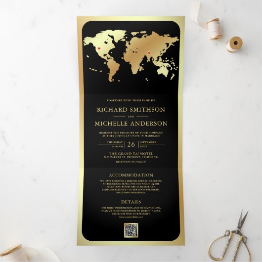 Black Gold World Map QR Code Photo Wedding 三つ折り招待状 (内部)