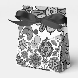 Black Gray White Retro Floral Art Seamless Pattern フェイバーボックス