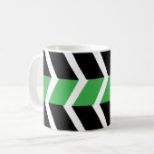 Black Green Chevron Stripe コーヒーマグカップ (正面左)