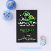 Black Green Modern Lawn Care Landscaping Business チラシ (シングル)
