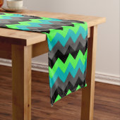 Black Green Ombre Chevrons Large Table Runner ロングテーブルランナー (インサイチュ)