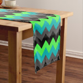 Black Green Ombre Chevrons Small Table Runner ショートテーブルランナー (インサイチュ)