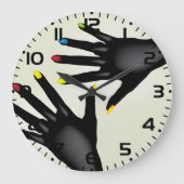 Black Hands with Colorful Nails Pop Art ラージ壁時計 (正面)