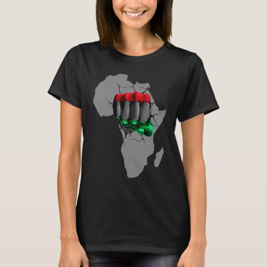 Black History Month BHM Afro Pride Hand Fist Black Tシャツ (正面)