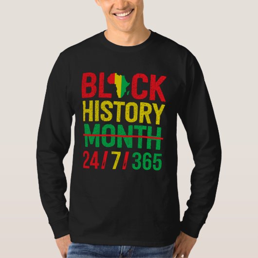 Black History Month One Month Cant Hold Our Histor Tシャツ (正面)