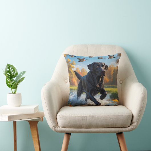 Black Labrador Retriever Elegant Throw Pillow クッション (椅子)