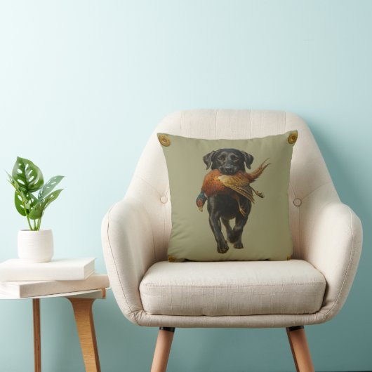 Black Labrador Retriever & Pheasant throw cushion クッション (椅子)
