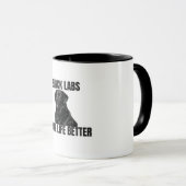 Black Labs Make Life Better – Friendly Black Lab マグカップ (正面右)