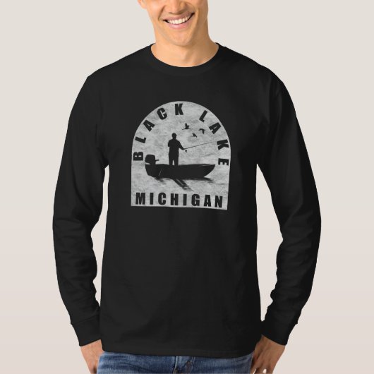 Black Lake Fishing Michigan Tシャツ (正面)
