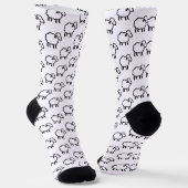 Black Line Sheep – Cozy Animal Ink Design on ソックス (傾斜あり)