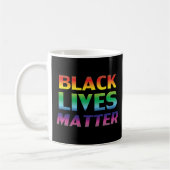 Black Lives Matter レインボータイポグラフィ LGBT 黒 コーヒーマグカップ (左)