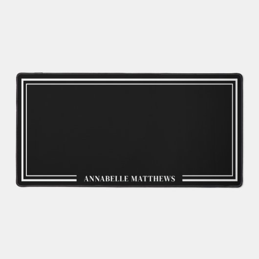 Black Minimalist Monogram デスクマット (正面)