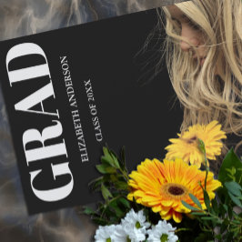 Black Modern Minimalist Graduation 案内状